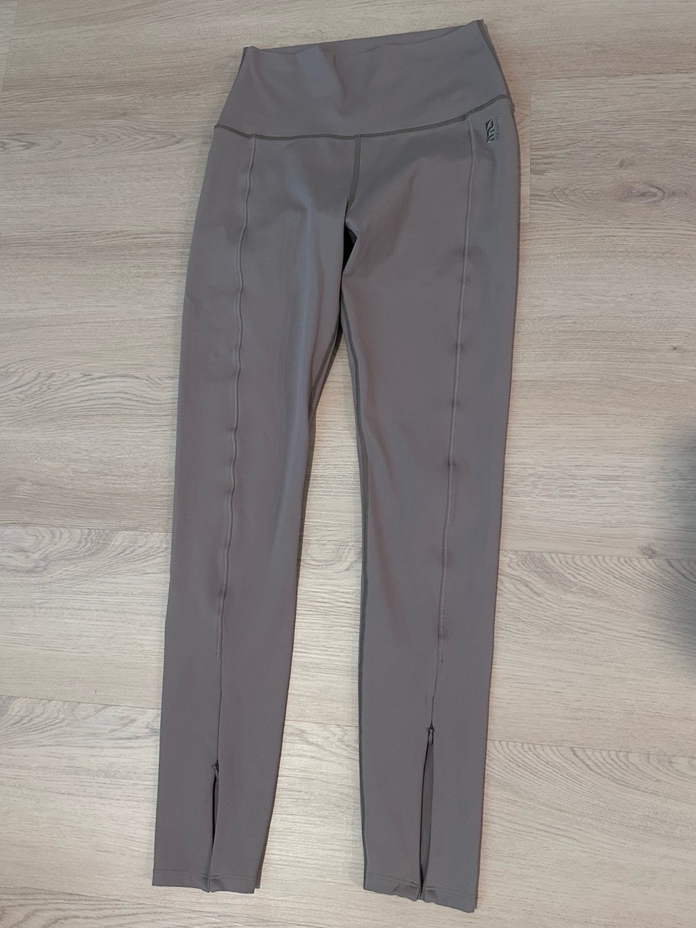 High-Waist Taupe Active Leggings